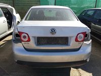 Dezmembrez Volkswagen VW Jetta 1,9 TDI BXE volan pe stanga