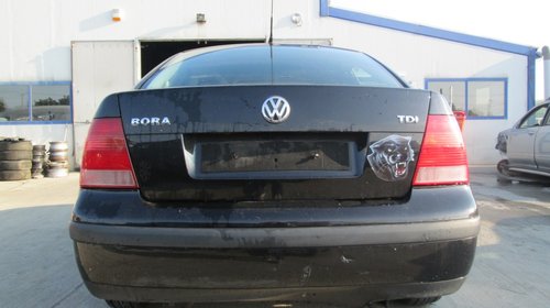 Dezmembrez volswagen bora 1.9 tdi 2002