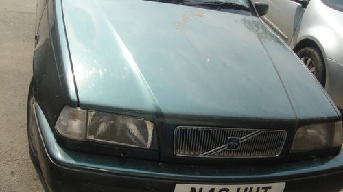 Dezmembrez Volvo 440 si 460