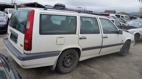 Dezmembrez Volvo 850, an 1995, 2.5 benzina