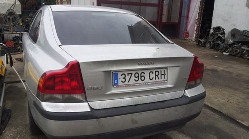 DEZMEMBREZ VOLVO S 60 DIN 2004, 2.4 D5