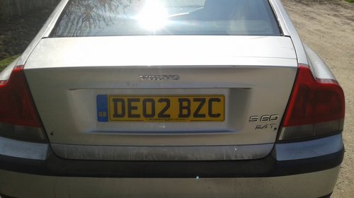 Dezmembrez Volvo S 60