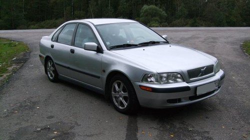 dezmembrez volvo s40 1.8 benzina 96-2003