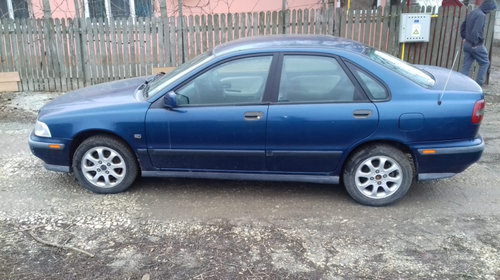 Dezmembrez Volvo S40 1 (VS) 1995 - 2004 1.8 I Benzina