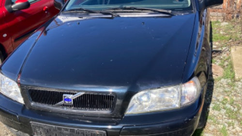 Dezmembrez Volvo S40 2002 Limuzina 1.9