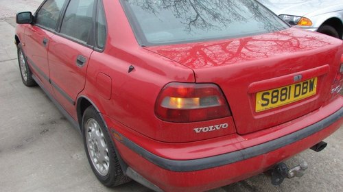 Dezmembrez Volvo S40 din 1998