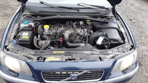 Dezmembrez Volvo, S60 I ,an 2003 , motorizare 2.4