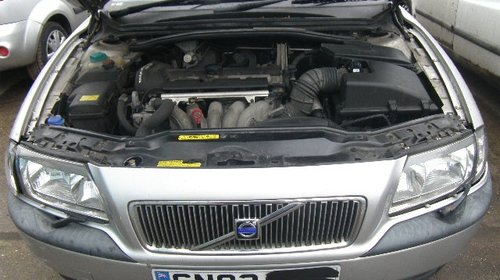 Dezmembrez Volvo S80 din 2002, 2.4b,
