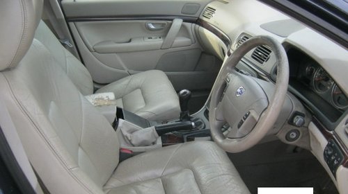 Dezmembrez Volvo S80 din 2003, 2.0b,