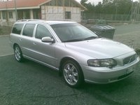 Dezmembrez Volvo V 70 2.4 diesel