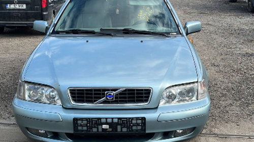 Dezmembrez Volvo V40 1.9 DCI