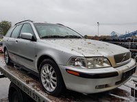 Dezmembrez Volvo V40 1.9dci 2002