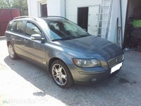 Dezmembrez Volvo V50 2.0 Diesel 136 CP din 2006