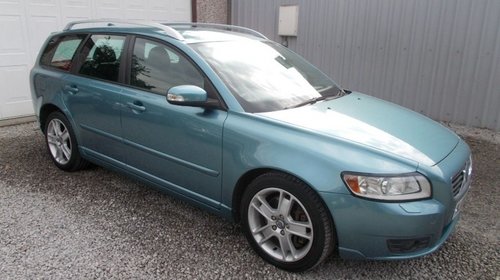 Dezmembrez VOLVO V50 2.4 DC,an 2007