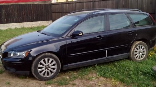 Dezmembrez volvo v50 2005 1.6 diesel 80kw 109