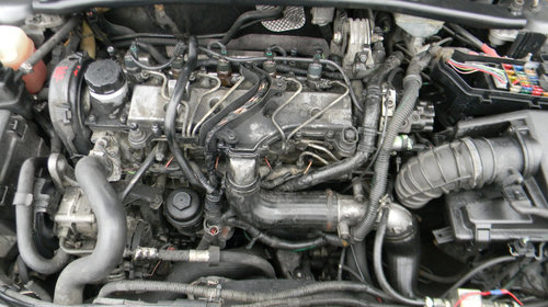 Dezmembrez Volvo V70 Mk 2 (SW) 2000 - 2007 2.4 D D 5244 T2 ( CP: 131, KW: 96, CCM: 2401 ) Motorina