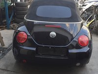 Dezmembrez vw beetle cabrio din 2006 motor 1.9 tdi AXR