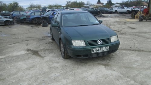 Dezmembrez vw bora 1.6b