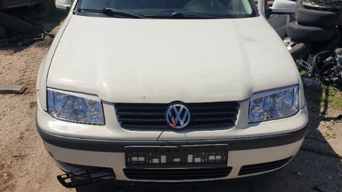 Dezmembrez VW Bora 1.9 tdi 101 cp 2000 2001 2