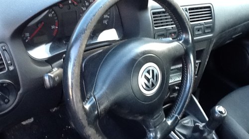 Dezmembrez VW Bora 1.9 TDI 2001