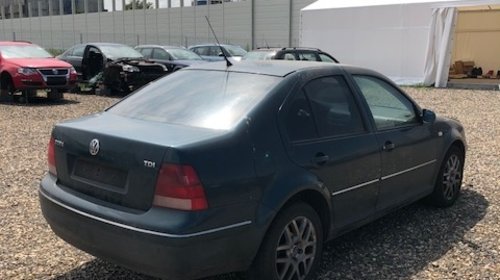 Dezmembrez Vw Bora 1,9tdi ALH an 2003