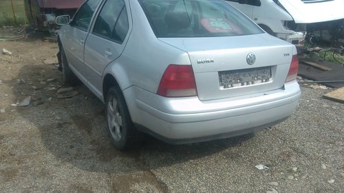 Dezmembrez vw bora 1,9tdi