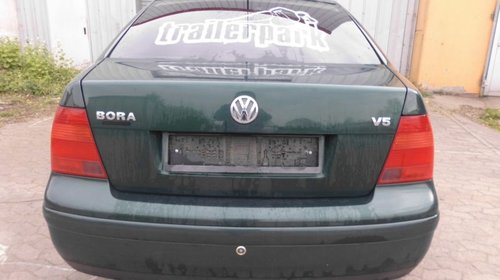 Dezmembrez VW Bora 2001 Berlina 1.9