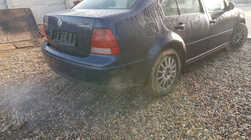 Dezmembrez VW Bora 2003 Berlina 1.9 Tdi