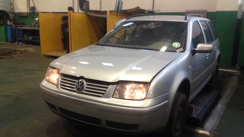 Dezmembrez vw bora combi 1.9 tdi motor ATD