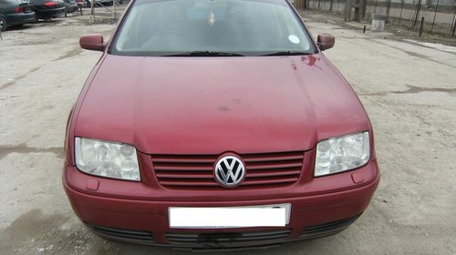 Dezmembrez VW BORA din 2000 (2.0 B) (85 kw) (