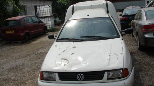 Dezmembrez VW Caddy din 2001