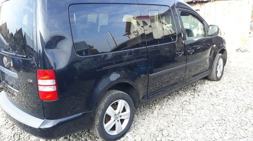 Dezmembrez VW Caddy Life 1.6 TDI 105 cai motor CAY an 2013