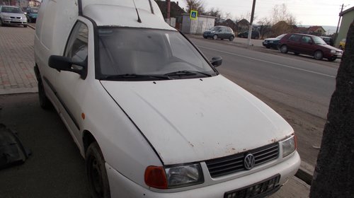 Dezmembrez VW Caddy , motor 1.9 SDI, din 2000