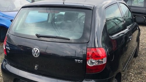 Dezmembrez Vw Fox 1,4tdi BNM, negru, an 2005