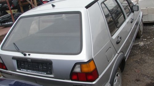 Dezmembrez VW Golf 2 din anul 1988
