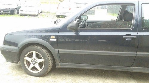 Dezmembrez VW Golf 3 1.8 ben 90 cp 1996 cod motor ADZ