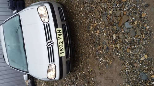 Dezmembrez vw golf 4 1.4 16 V 2002