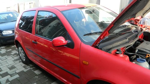 Dezmembrez Vw Golf 4 1 4 16v 2000