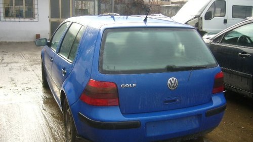 Dezmembrez Vw Golf 4 1.4 16v an 2000