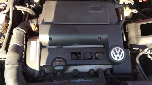Dezmembrez VW Golf 4 1.4 cod motor BCA cutie capac verde