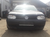 Dezmembrez VW Golf 4 1.4B motor AXP