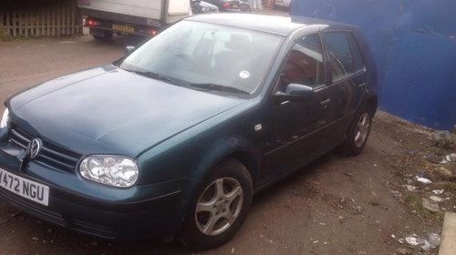 Dezmembrez vw golf 4\1.6 AUTOMAT\2002