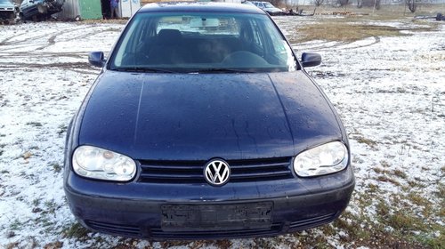 Dezmembrez VW golf 4 1,6 SR an fabricație 20