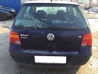 Dezmembrez VW Golf 4-1.6B AKL DIN 2000