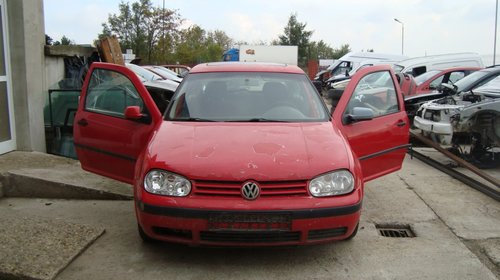 Dezmembrez Vw Golf 4 1.9 SDI an 2001 cod motor AQM