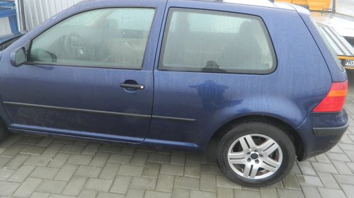 Dezmembrez vw golf 4 1,9 sdi din 2000