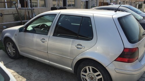 DEZMEMBREZ VW GOLF 4 1.9 TDI AJM IN 23 AUGUST, MANGALIA