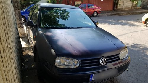 Dezmembrez VW Golf 4 2002 coupe 1.4