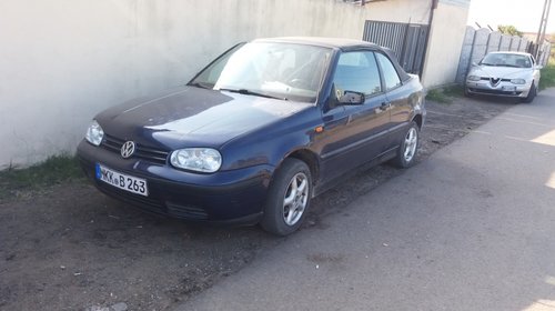 Dezmembrez VW Golf 4 Cabrio 1.8 benzina 1999