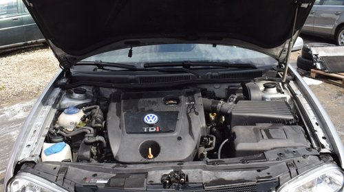 Dezmembrez VW Golf 4 Combi 1.9 TDI AXR 2003 523